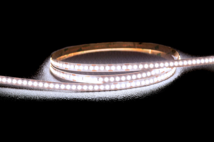HCP-3225965 - 9.6W 24v DC 180LED 5000k IP20 Super Efficiency LED Strip