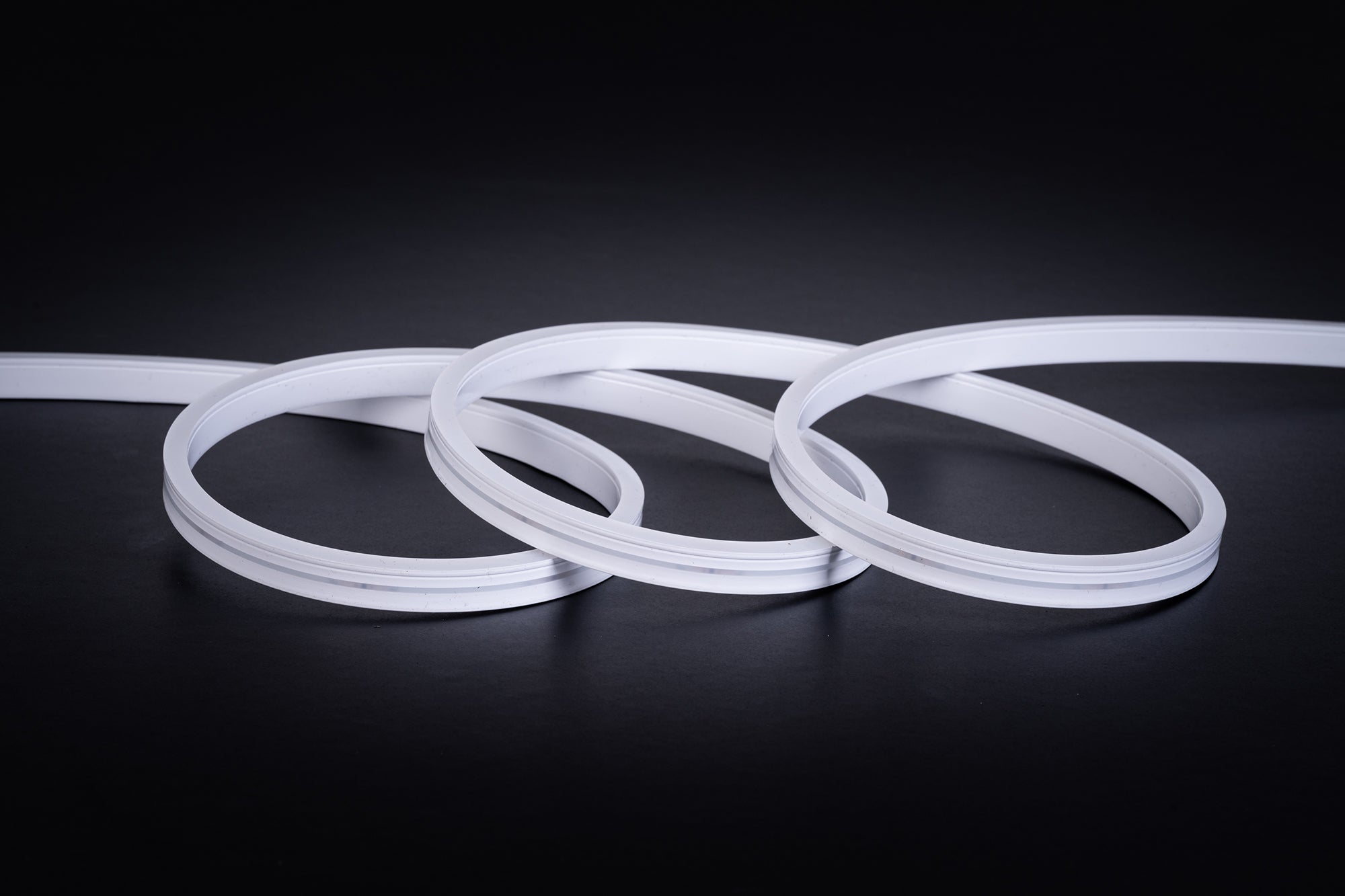HCP-37606112 - 7.2w 24v DC 15m 2700K IP67 Side Bend HaviFlex Flexible Neon LED Strip